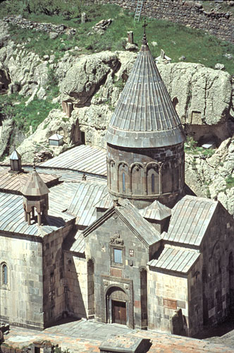 az monastery-geghard-03-500